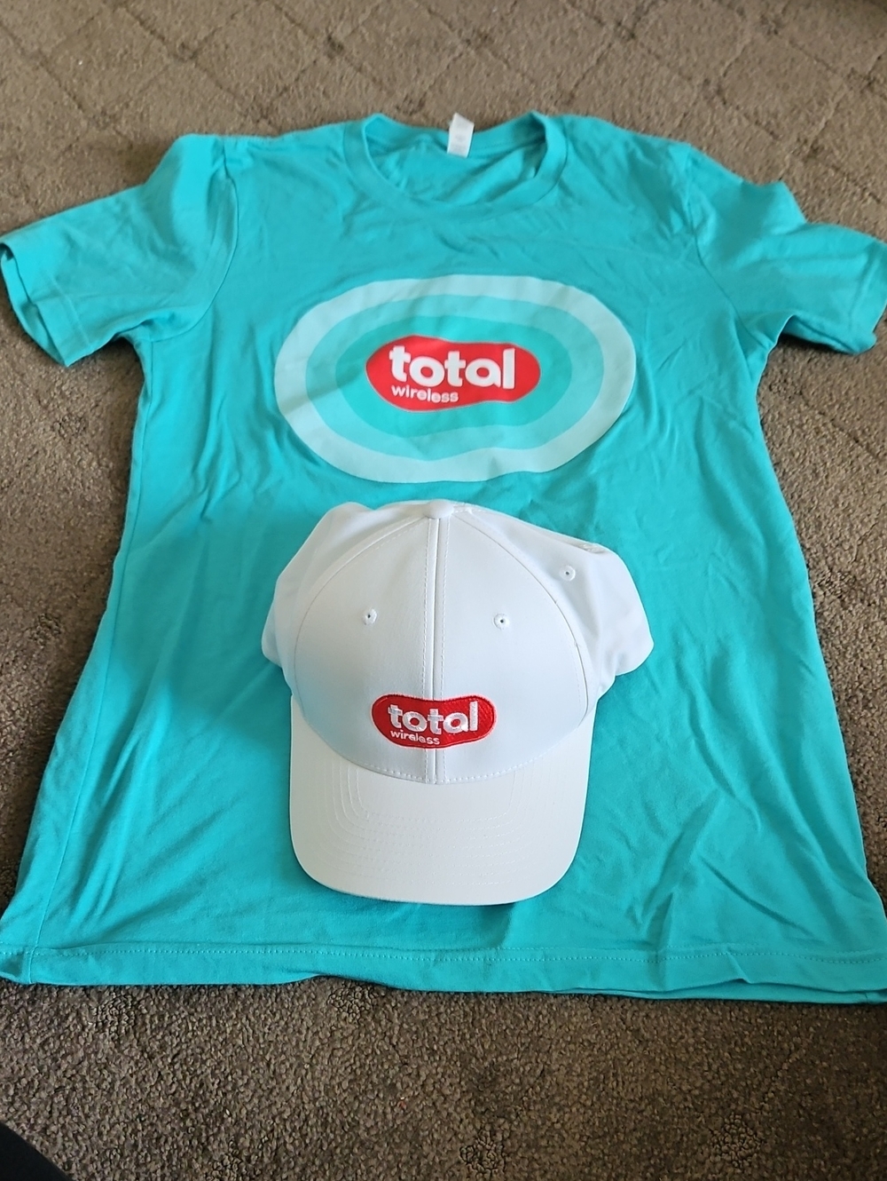Total Wireless Teal Logo Tee with White Logo Cap